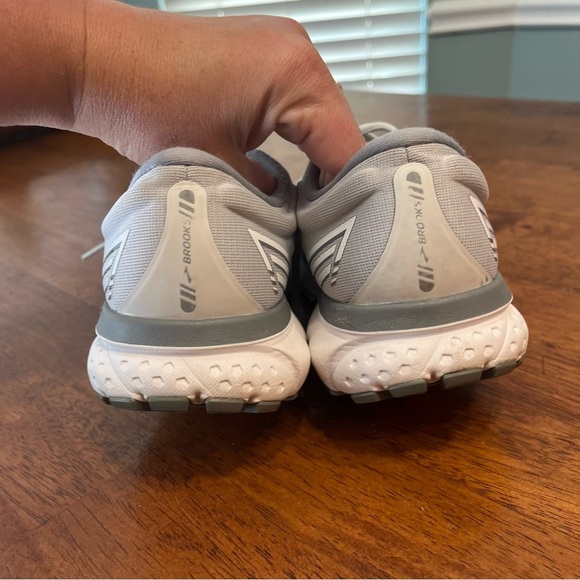 Brooks Light Gray Athletic Shoes ghost 13 size 9 men’s - Picture 8 of 12